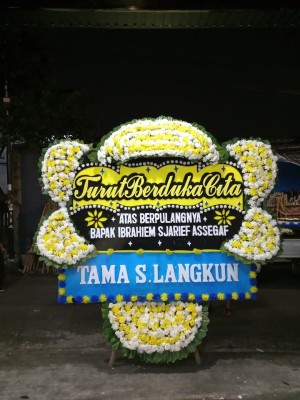 Papan Bunga Duka di Payahe
